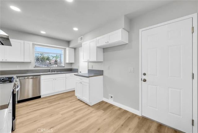 1413 S White Avenue A, Pomona, CA 91766