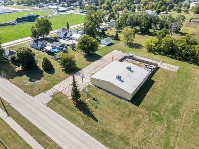 1505 18th Street, Perry, IA 50220