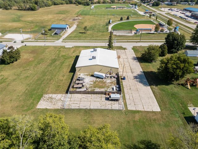 1505 18th Street, Perry, IA 50220