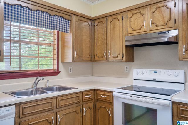 421 16TH STREET, Calera, AL 35040
