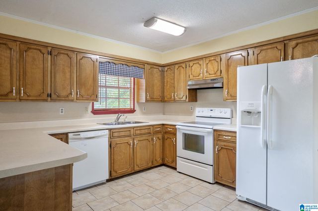 421 16TH STREET, Calera, AL 35040