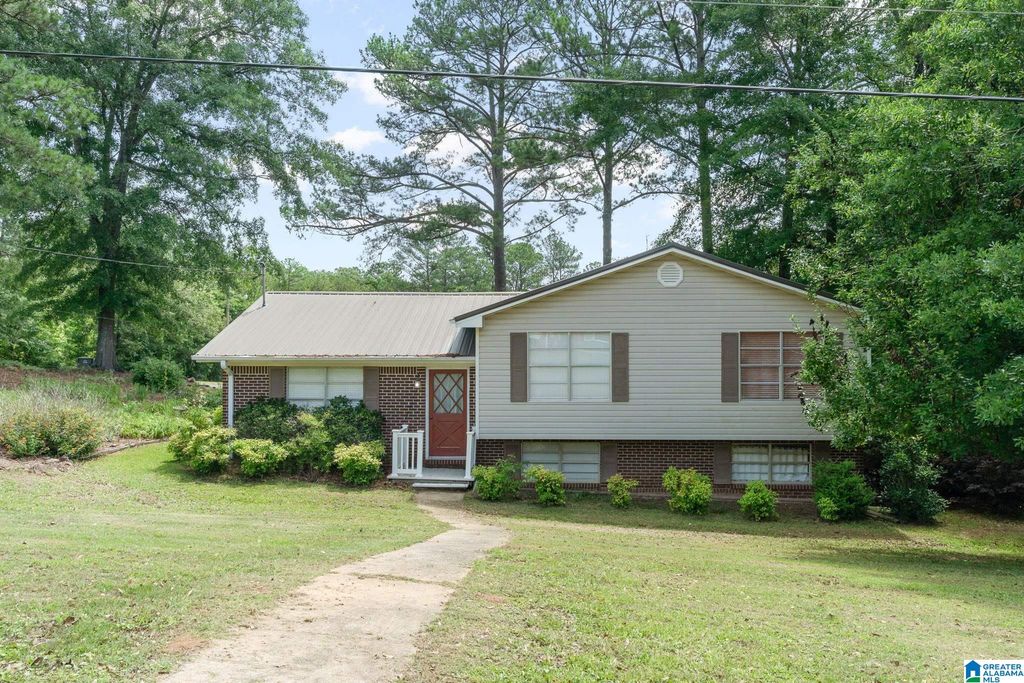 421 16TH STREET, Calera, AL 35040