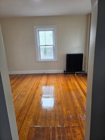 26 Fairview Street 1A, Dedham, MA 02026