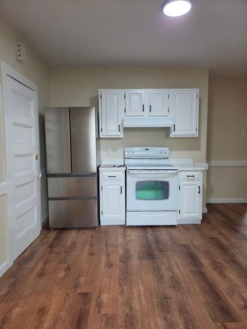 26 Fairview Street 1A, Dedham, MA 02026