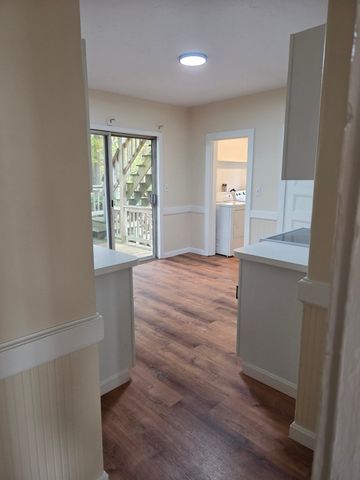 26 Fairview Street 1A, Dedham, MA 02026