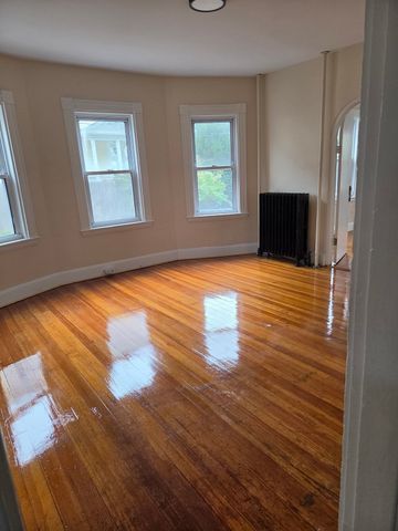 26 Fairview Street 1A, Dedham, MA 02026