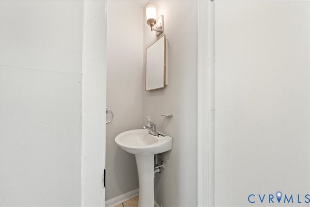 1510 Tabb Ave, Hopewell, VA 23860