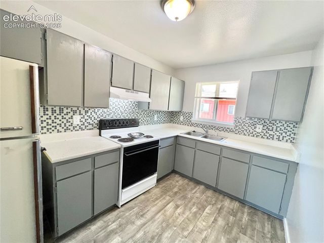 2112 Friendship Place, Colorado Springs, CO 80904