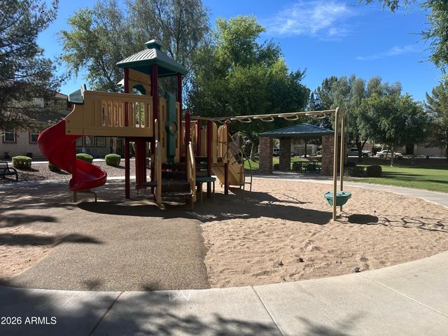 4063 E MILKY Way, Gilbert, AZ 85295