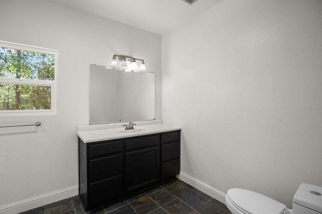 6221 Pine Needle Ln, Placerville, CA 95667