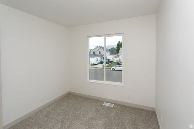 5515 S 4175 W, Roy, UT 84067