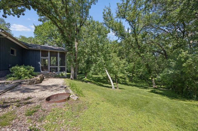 443 Salem Place, Mahtomedi, MN 55115