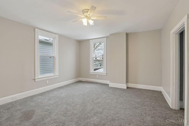 3 W Seventy Third Street, Cincinnati, OH 45216