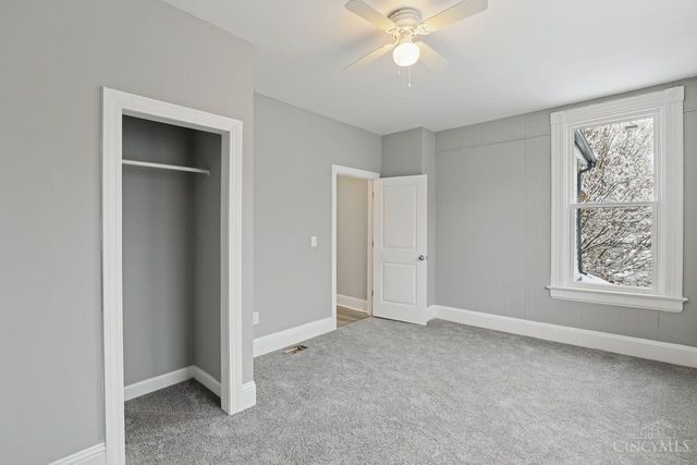 3 W Seventy Third Street, Cincinnati, OH 45216