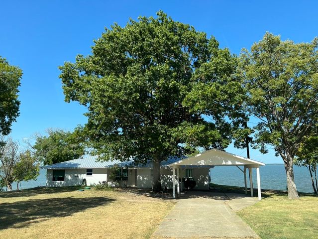 8731 Lakeshore Drive, Kemp, TX 75143