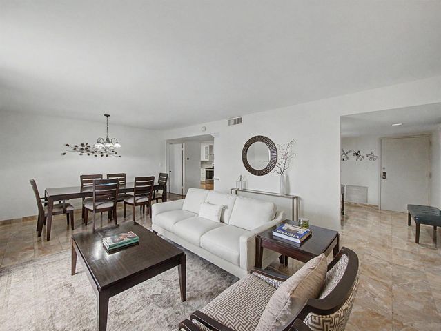 18181 NE 31st Court 1807, Aventura, FL 33160