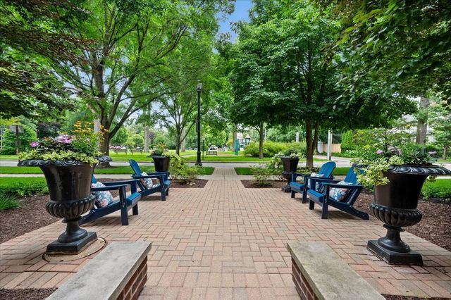 2536 Mcdaniel Avenue 402, Evanston, IL 60201