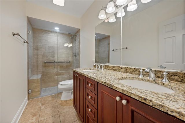 2536 Mcdaniel Avenue 402, Evanston, IL 60201