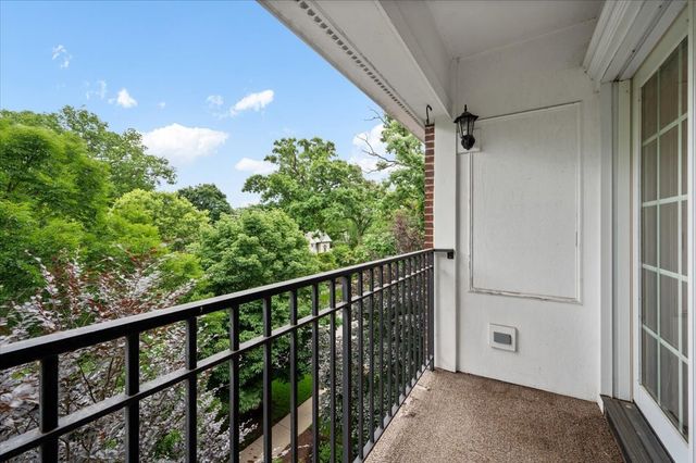 2536 Mcdaniel Avenue 402, Evanston, IL 60201