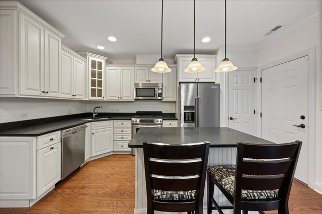 2536 Mcdaniel Avenue 402, Evanston, IL 60201