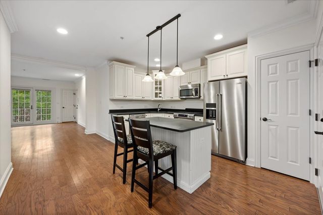 2536 Mcdaniel Avenue 402, Evanston, IL 60201