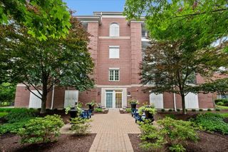 2536 Mcdaniel Avenue 402, Evanston, IL 60201