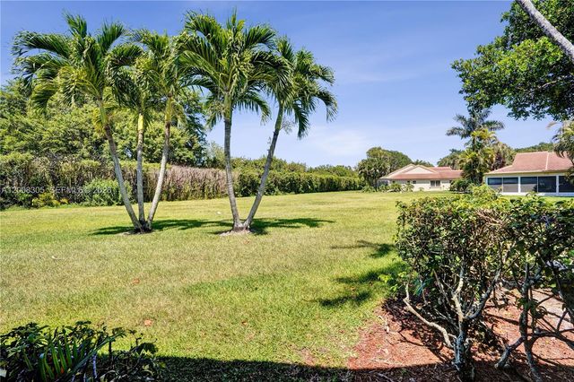 7597 Red Ruby Dr, Delray Beach, FL 33446