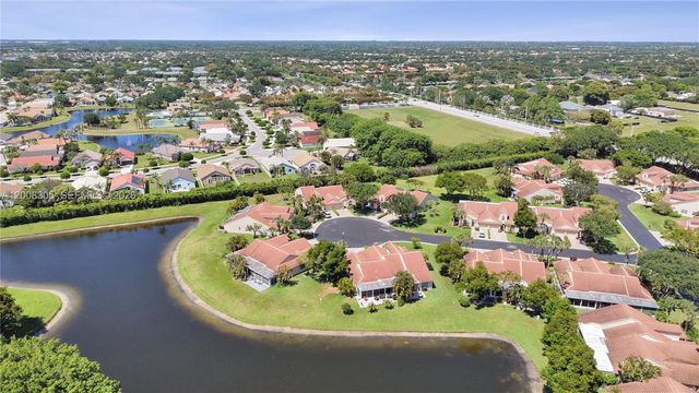 7597 Red Ruby Dr, Delray Beach, FL 33446