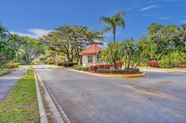 7597 Red Ruby Dr, Delray Beach, FL 33446