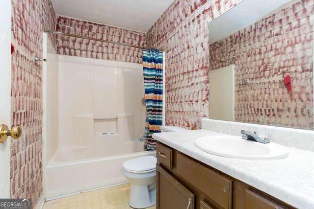 563 Presidential Drive, Dallas, GA 30157