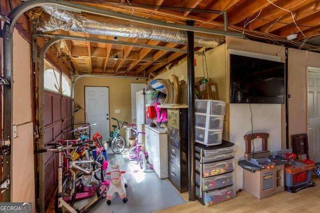 563 Presidential Drive, Dallas, GA 30157