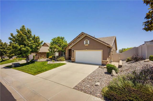 468 Yellowstone, Beaumont, CA 92223