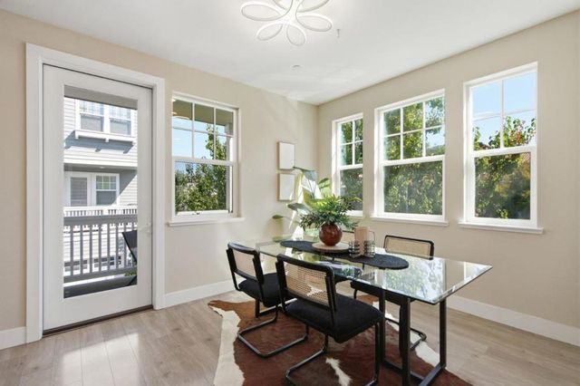 350 Circuit Way, Mountain View, CA 94043