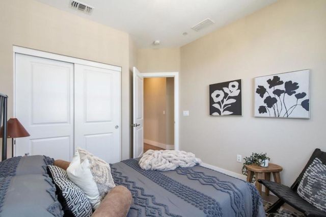 350 Circuit Way, Mountain View, CA 94043