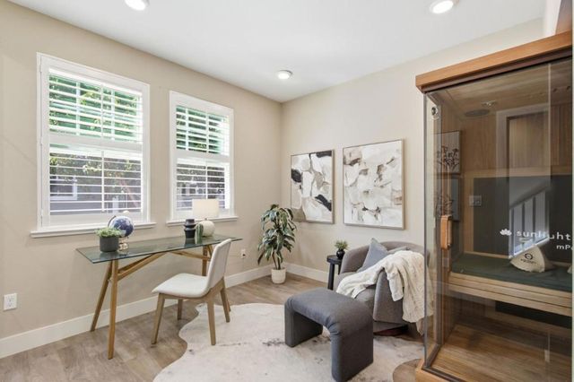 350 Circuit Way, Mountain View, CA 94043