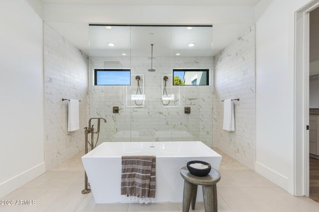 10019 N 56th Street, Paradise Valley, AZ 85253