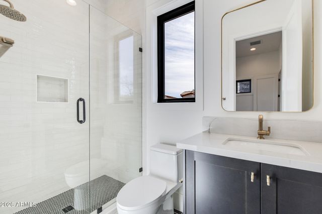 10019 N 56th Street, Paradise Valley, AZ 85253