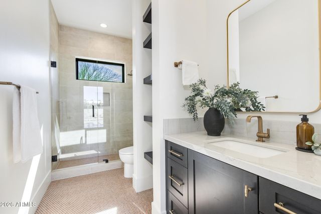 10019 N 56th Street, Paradise Valley, AZ 85253