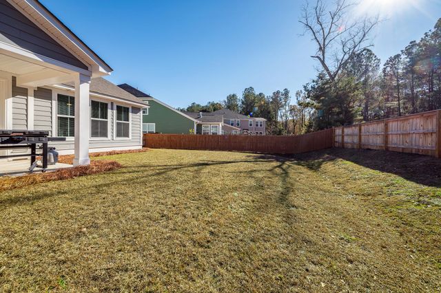 335 Hillman Trail Drive Drive, Moncks Corner, SC 29461