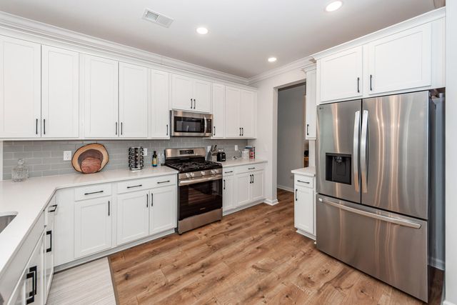 335 Hillman Trail Drive Drive, Moncks Corner, SC 29461