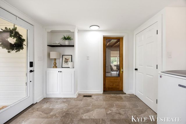 6411 11 Mile Road Ne, Courtland Twp, MI 49341