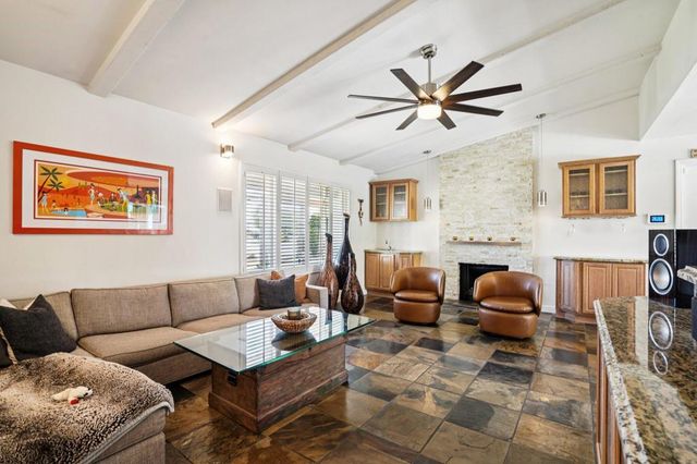 835 N Farrell Drive, Palm Springs, CA 92262