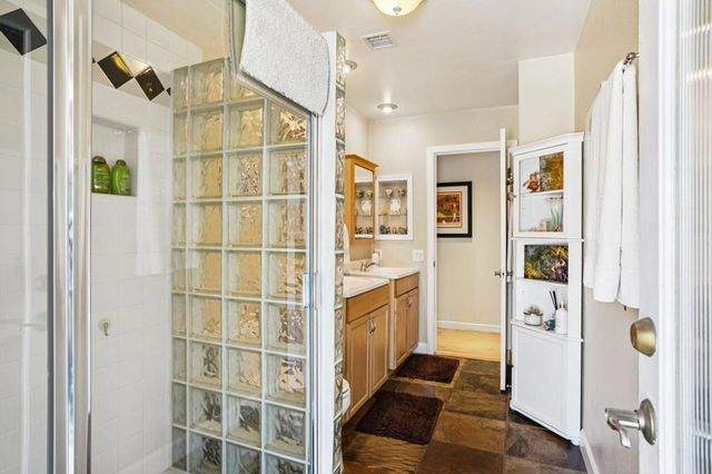 835 N Farrell Drive, Palm Springs, CA 92262