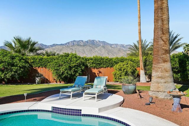835 N Farrell Drive, Palm Springs, CA 92262