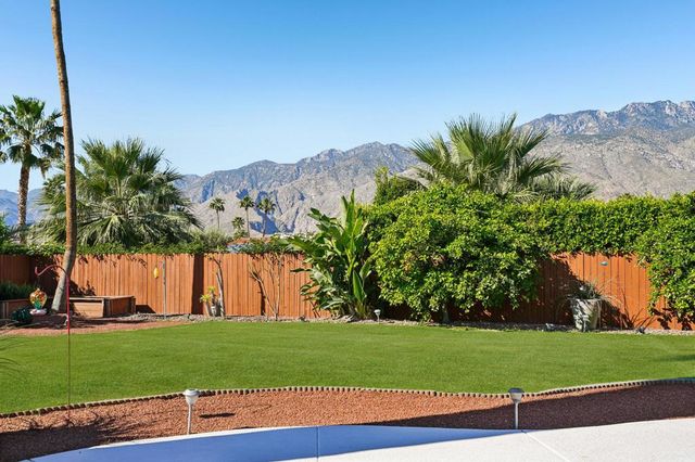 835 N Farrell Drive, Palm Springs, CA 92262