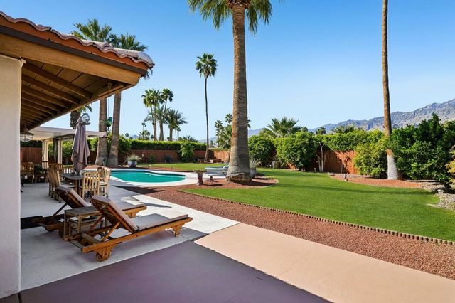 835 N Farrell Drive, Palm Springs, CA 92262