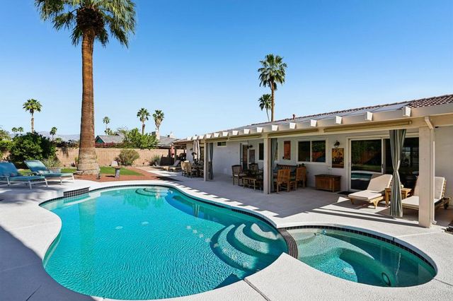 835 N Farrell Drive, Palm Springs, CA 92262