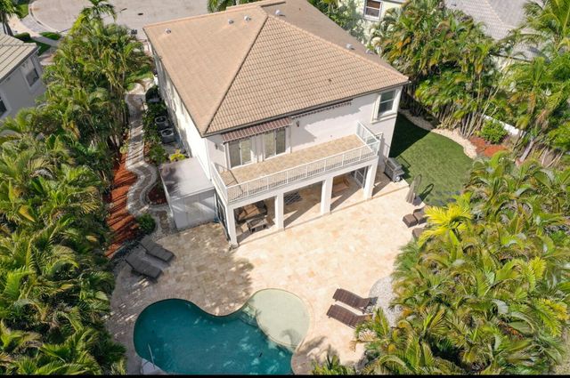 9732 Phipps Lane, Wellington, FL 33414