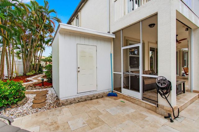 9732 Phipps Lane, Wellington, FL 33414