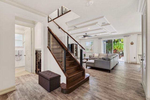 9732 Phipps Lane, Wellington, FL 33414